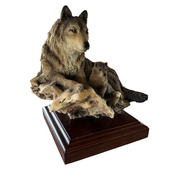 Mill Creek Studios Tenderfoot Wolves Wood Base Mom And Cub By Randall Reading - Picture 2 of 11